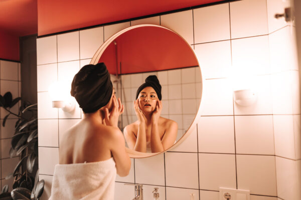 Everything You Need to Know about Bathroom Mirrors