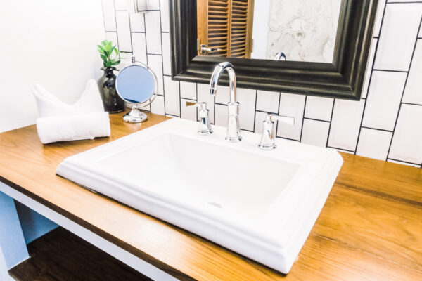 What are Bathroom Sinks and their Types in the Market Today?